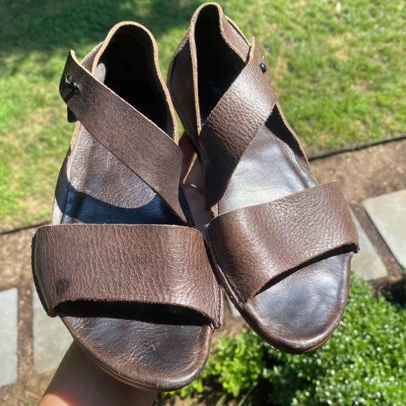 TRIPPEN — ‘Aroma’ …. Gorgeous German manufactured Leather Sandals … Size 37 ❤️ - Picture 2 of 15